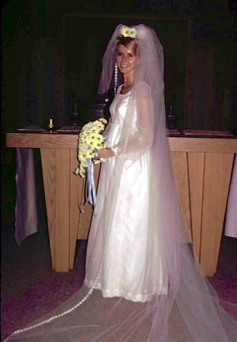 Family-History/Family History 1969-08-31 Jim & Janeen Wedding/800x600_1969-08-31 Jim Janeen Wedding 16.jpg